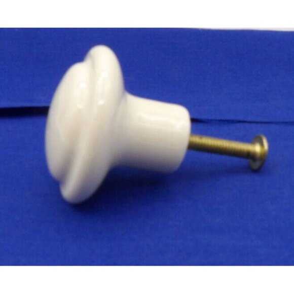 Ceramic Cabinet Knobs Cream Round  1 1/2" diam. Set of 6 knobs with screws - Picture 2 of 3